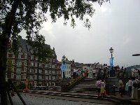 �[���̃n�E�X�e���{�X