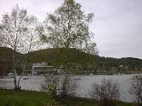 �����΂��U��